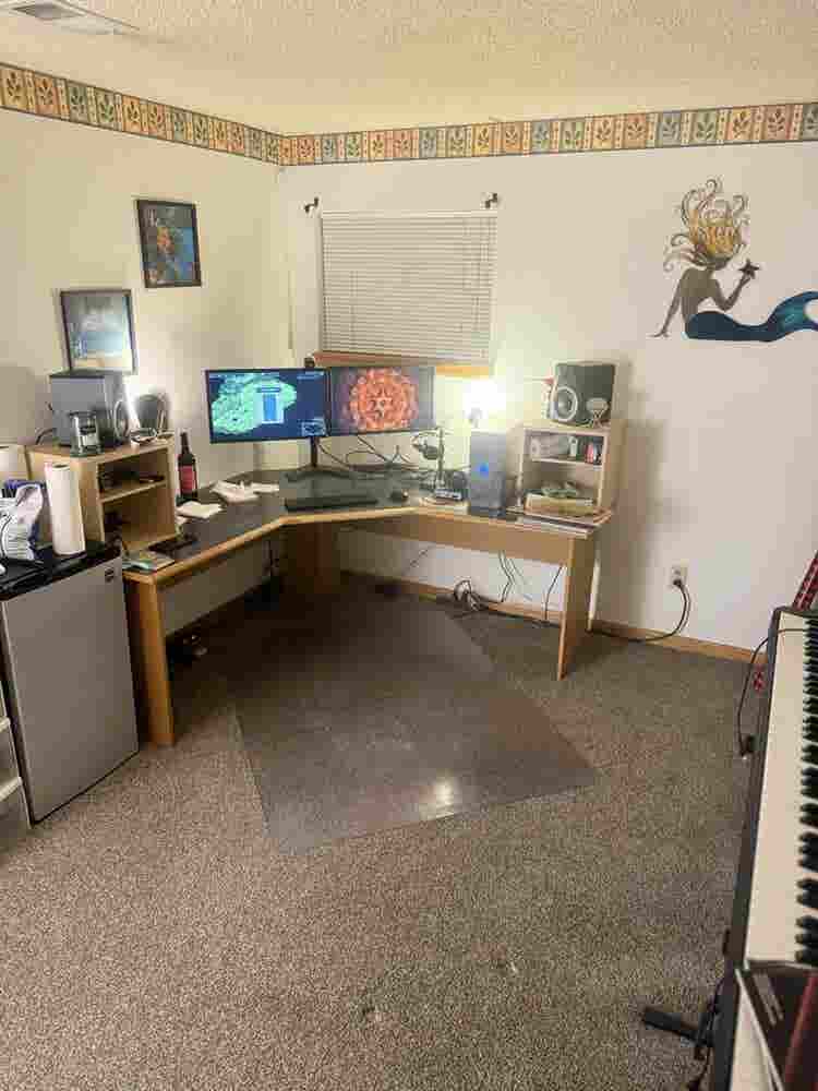 Townhome to share