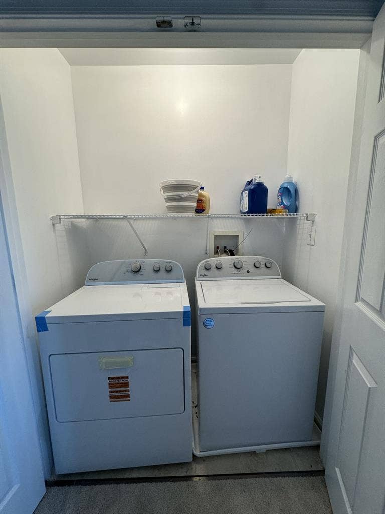 Fully Furnished Rooms for Rent!