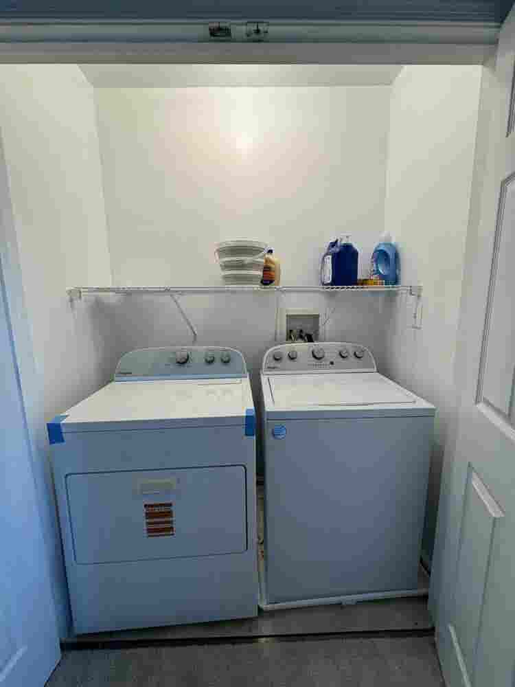 Fully Furnished Rooms for Rent!