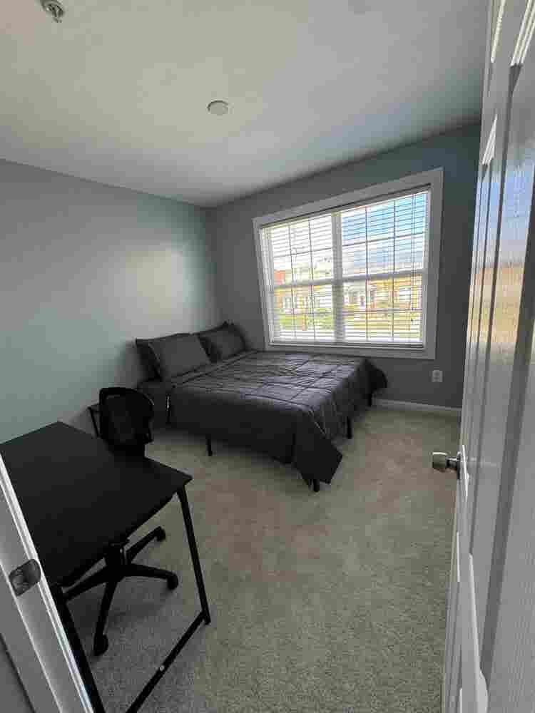Fully Furnished Rooms for Rent!