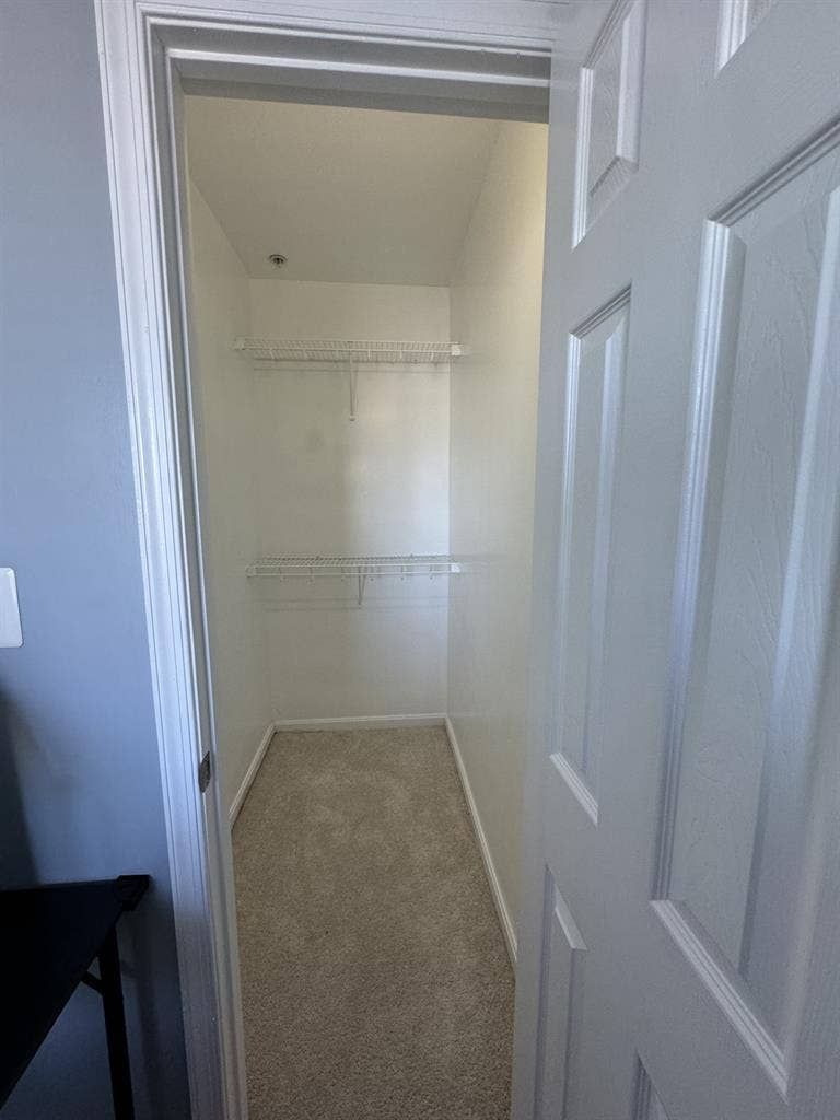 Fully Furnished Rooms for Rent!