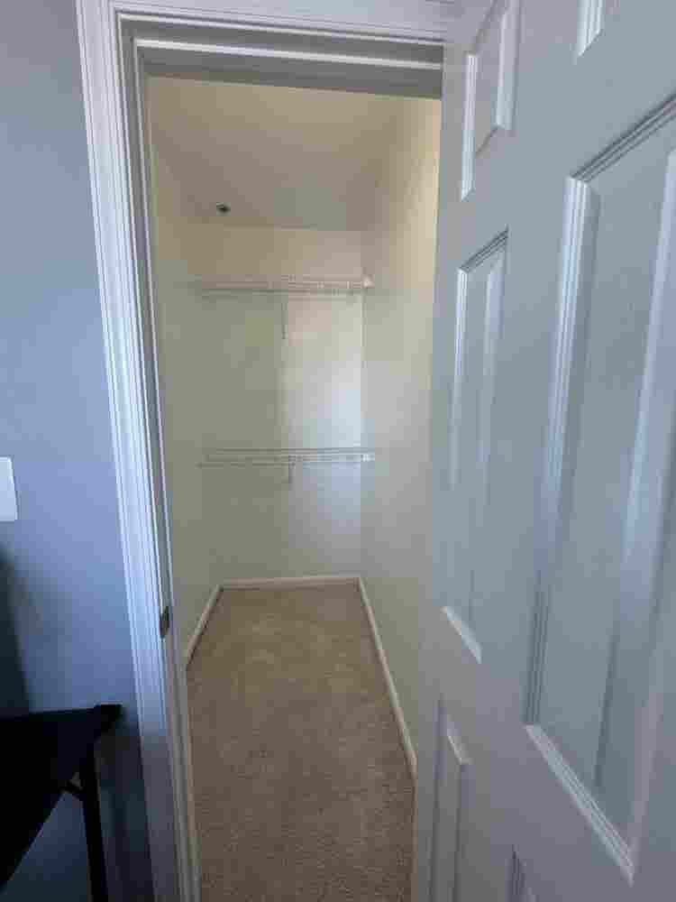 Fully Furnished Rooms for Rent!
