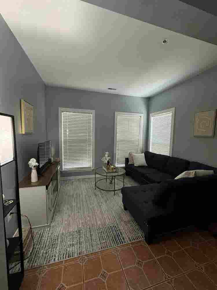 Fully Furnished Rooms for Rent!