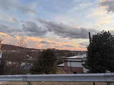 5 minutes from liberty