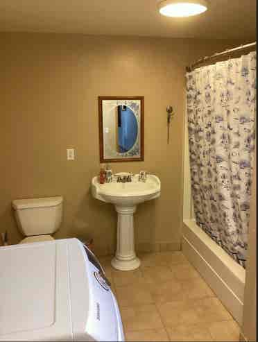 suite, private entrance and parking