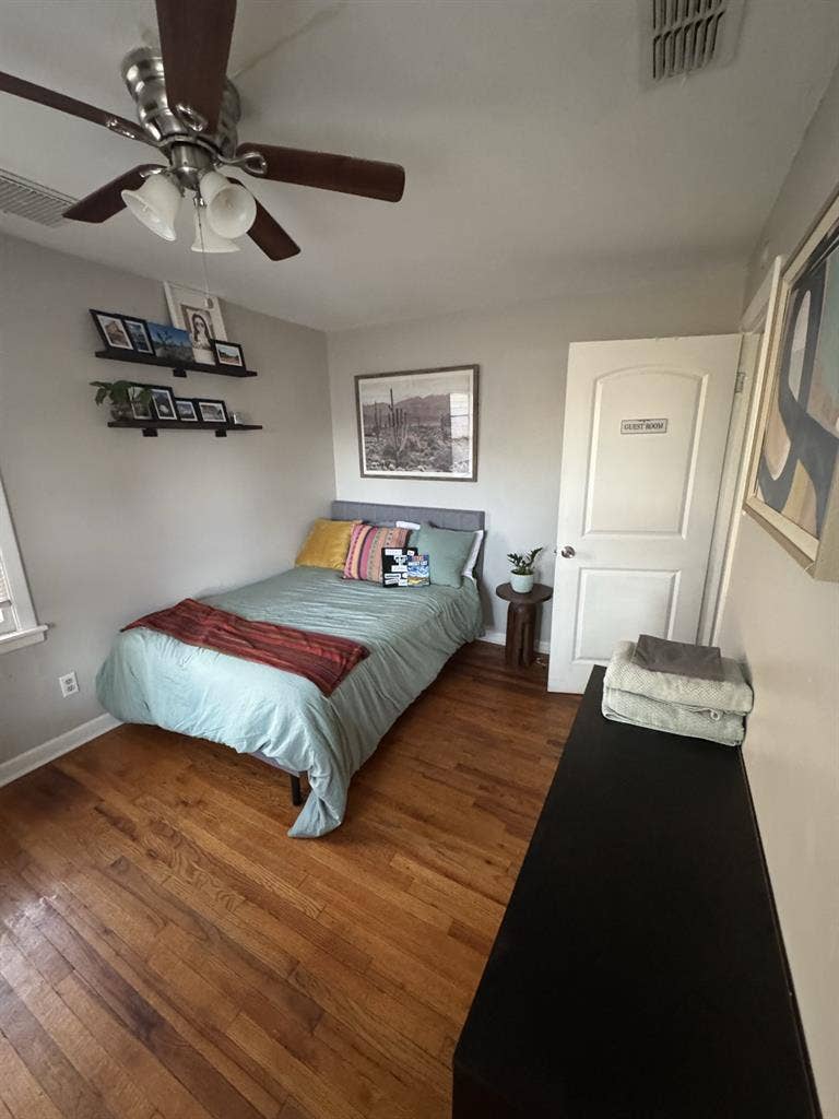 Cute home with fully furnished room