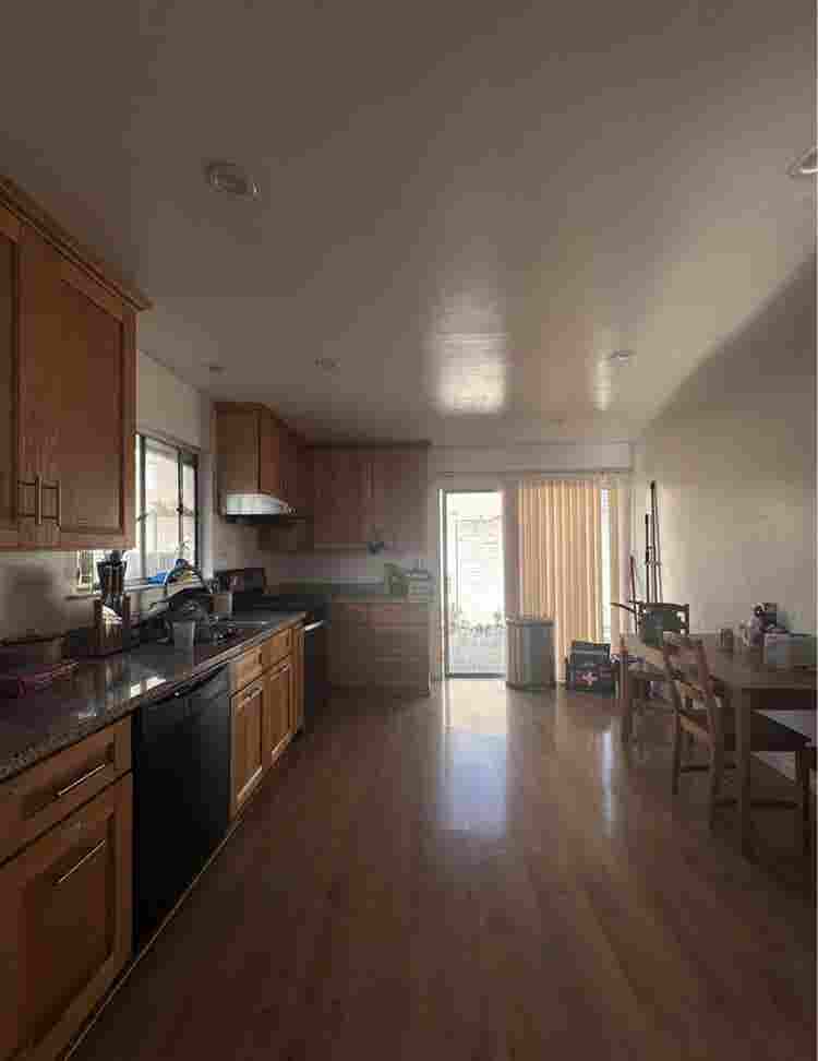 Small Room For Rent