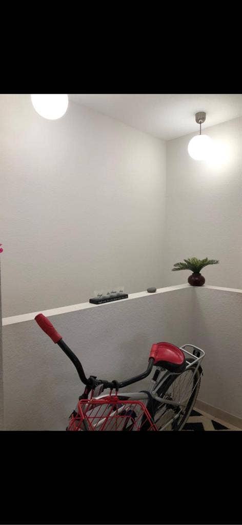 Lookingfor roommate in brickell Nov