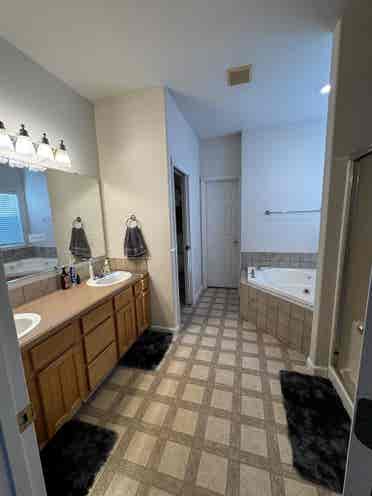 Cozy room in upscale neighborhood