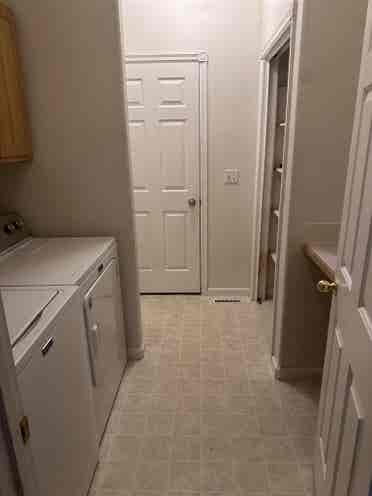 Cozy room in upscale neighborhood