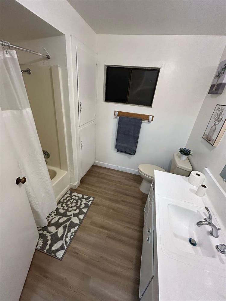 Cozy, clean room for remt