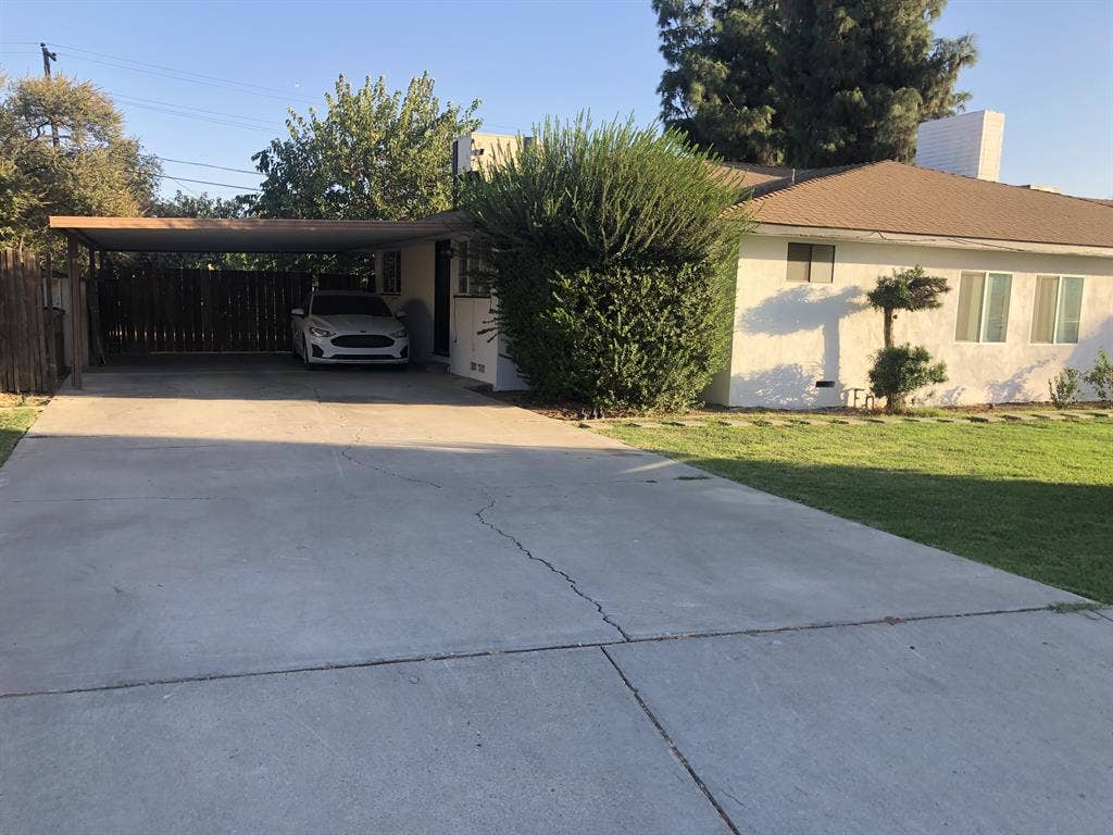 Cozy, clean room for remt