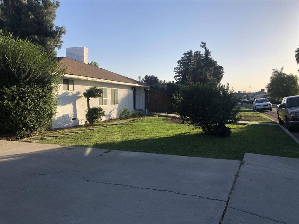 Cozy, clean room for remt