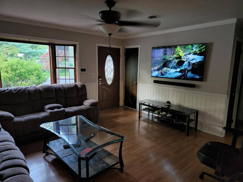 Clean, quiet, 5 minutes from ocean.