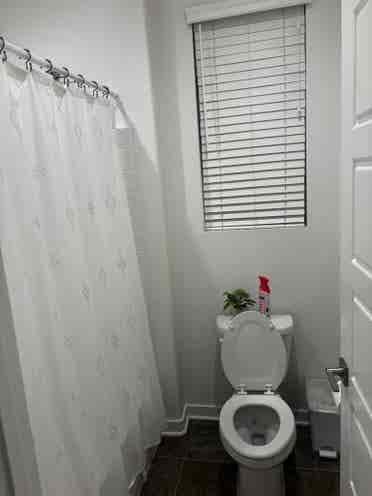 Townhome in Fontana need roommate