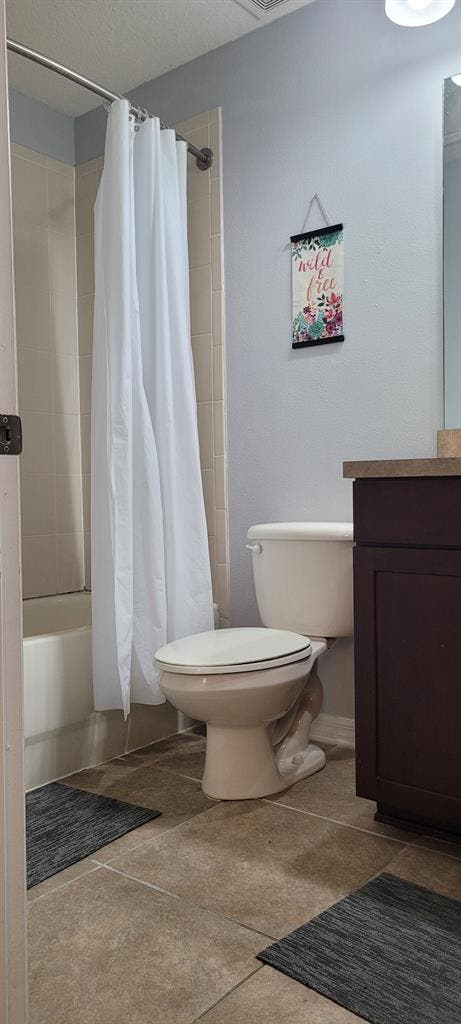 LG Furnished room Orlando Lake Nona