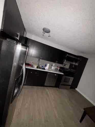 Student friendly house close to MRU