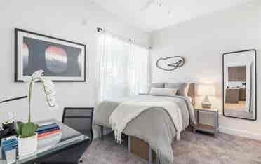 Onshore private bed and bathroomm