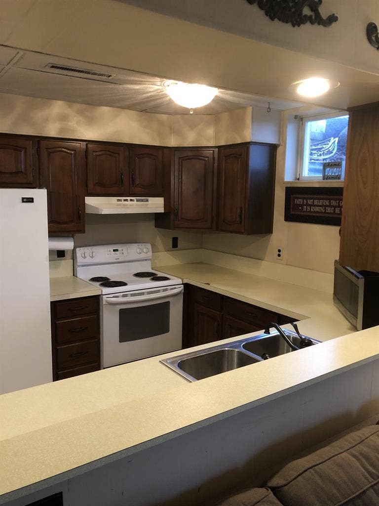 Beautiful Countryside Home for Rent