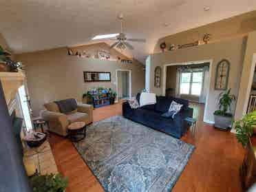 2 FURNISHED Rooms Available