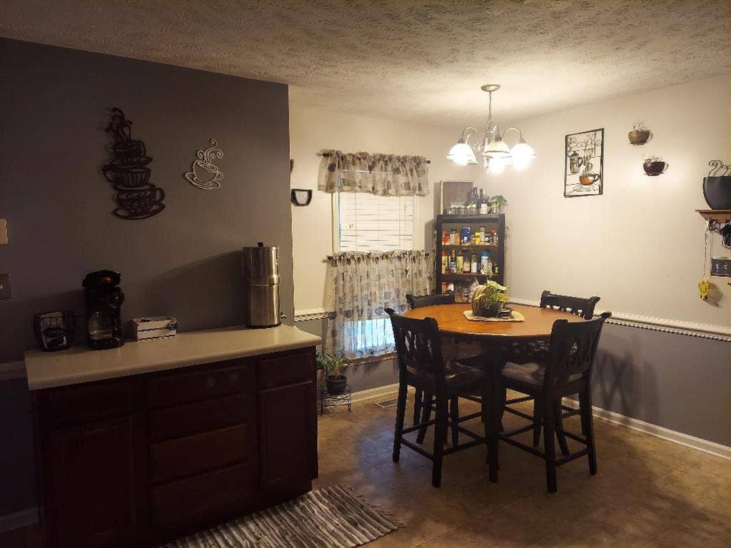 2 FURNISHED Rooms Available