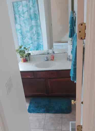 2 FURNISHED Rooms Available