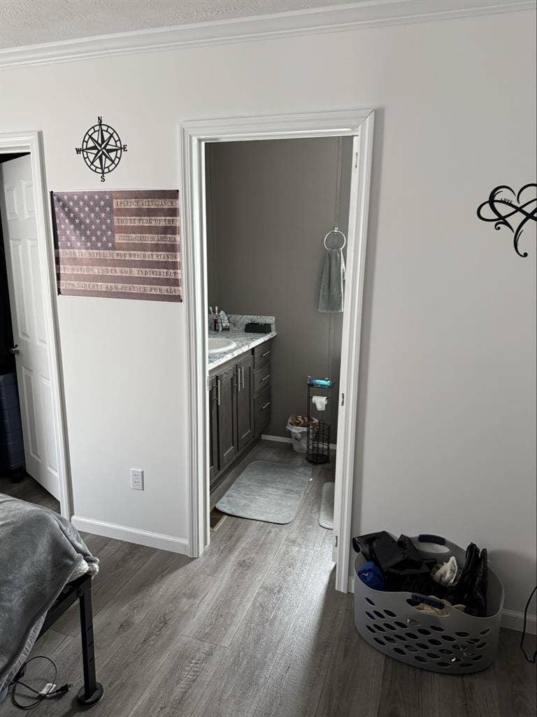 Come live in this
plus community