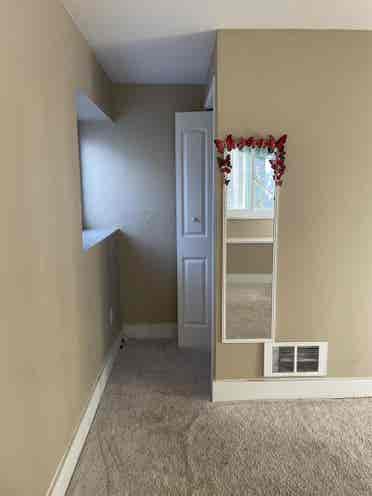 Room for rent immediately.