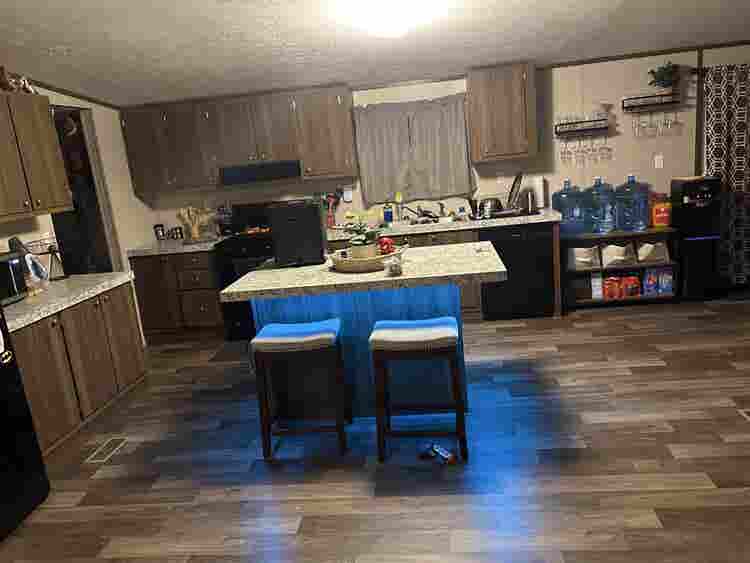 Room for rent available immediately
