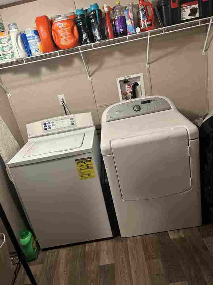 Room for rent available immediately