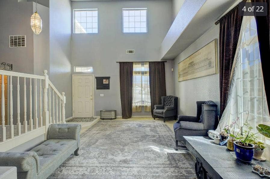Private bedroom for rent