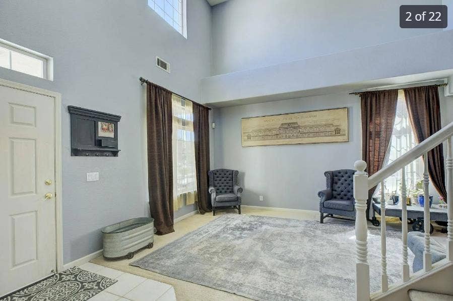 Private bedroom for rent