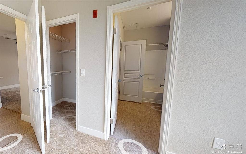 Room for Rent – Available June