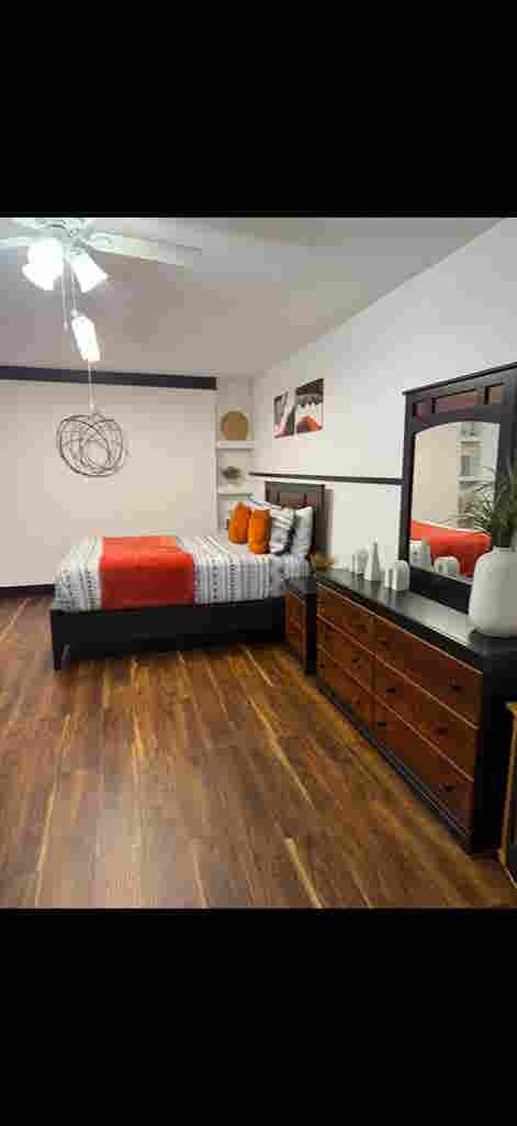 Stunning Studio Near I