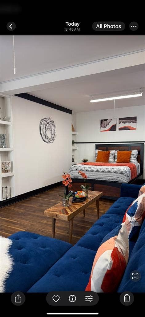 Stunning Studio Near I