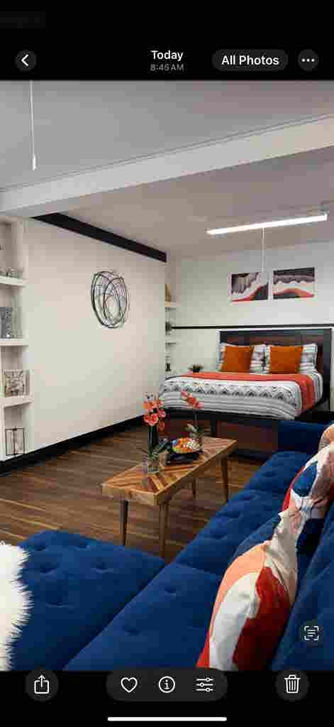 Stunning Studio Near I