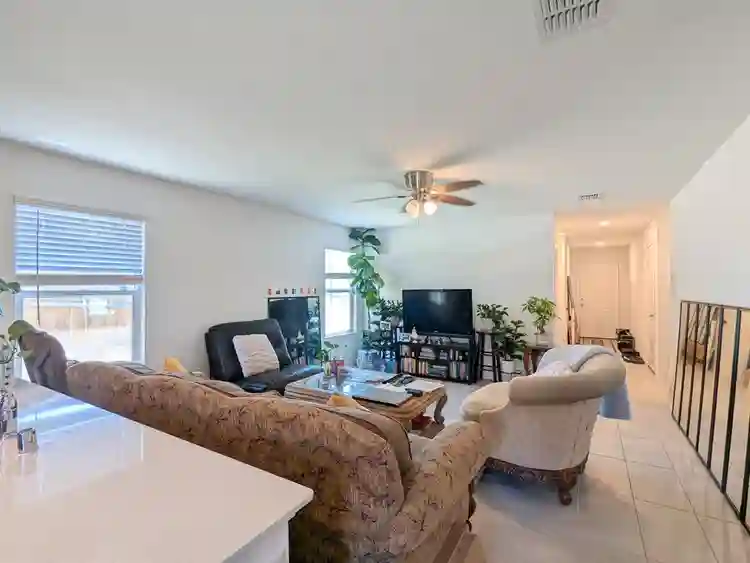 Room in a Clean and Peaceful House