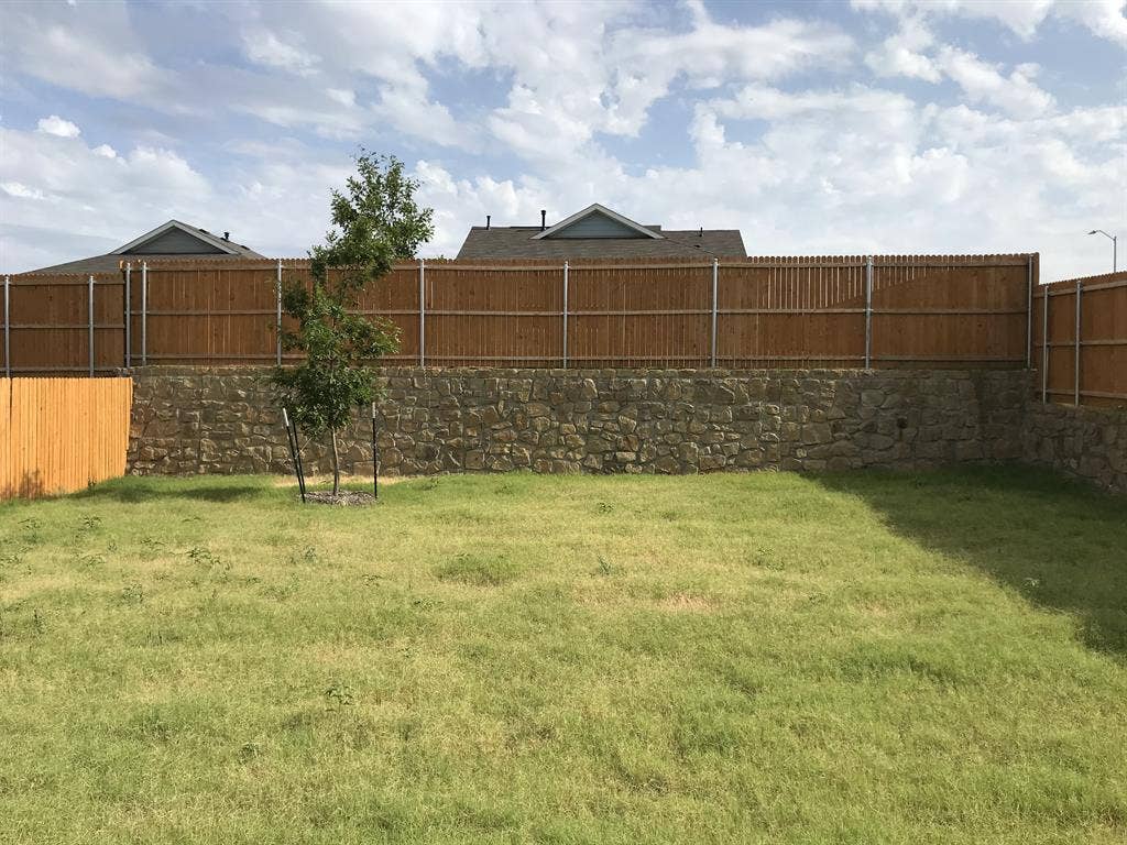 Room in a Clean and Peaceful House