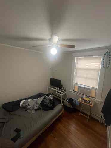 Looking for a roommate in Montclair