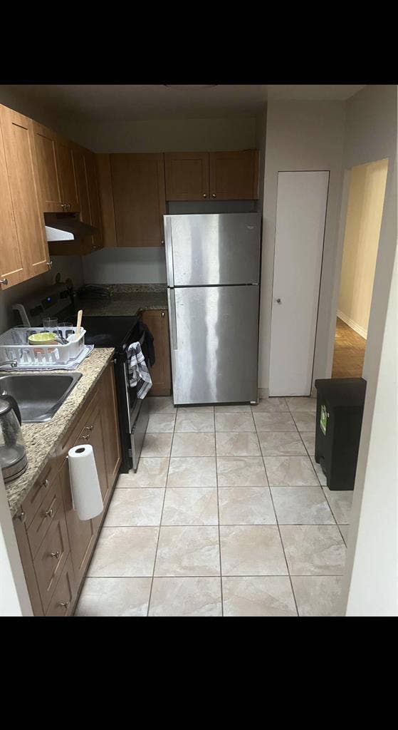 Looking for summer occupant