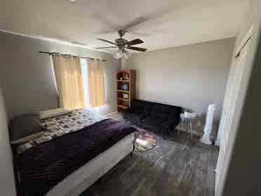 🌞 Summer Sublet – Apple Valley