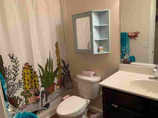 Room in Ba apartment