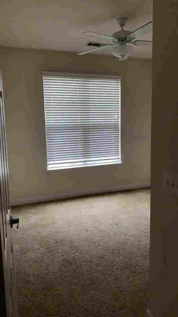 Room in Ba apartment