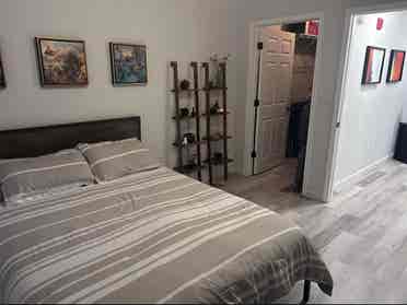 Short-term room 4 rent downtown