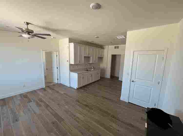 1 Bedroom Casita w/ Washer & Dryer