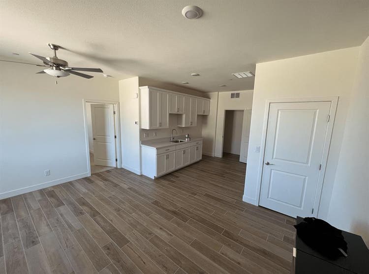 1 Bedroom Casita w/ Washer & Dryer