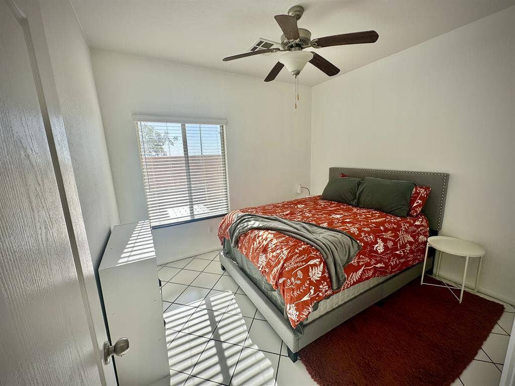 Private Room/Bathroom for rent