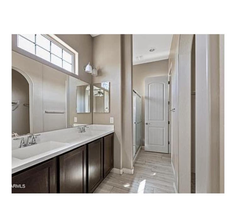FULLY FURNISHED SUBLEASE- JUNE-SEPT