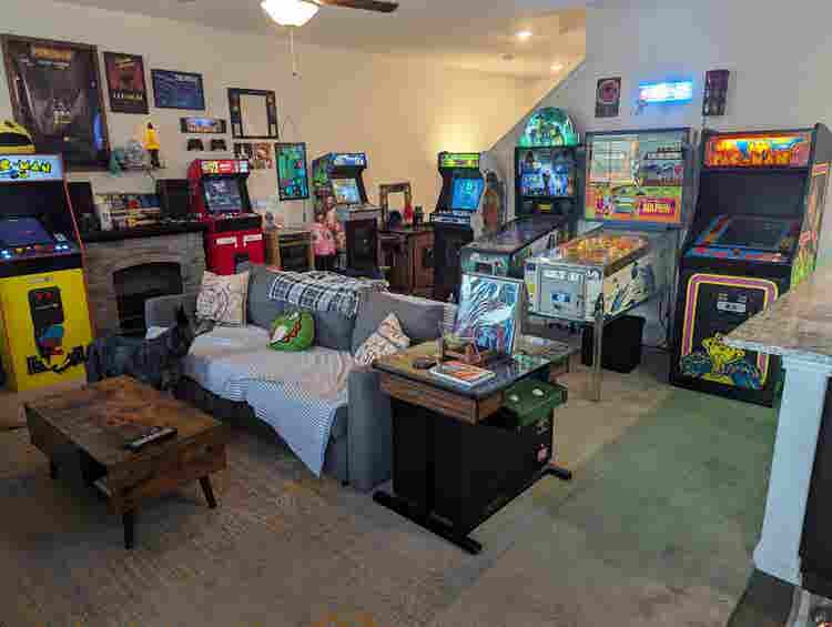 One Bed + Bath in house for rent!