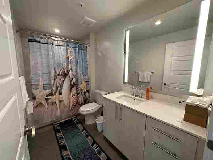 1 bedroom + private bathroom
